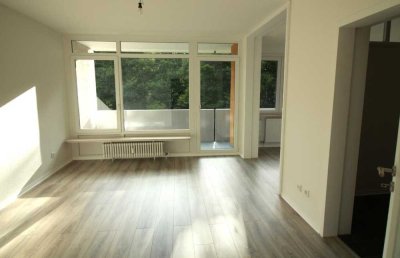 *** SINGLE Wohnung mit BALKON und WALDBLICK * TOP renoviert - * FISCHERRÜCK KL West ***
