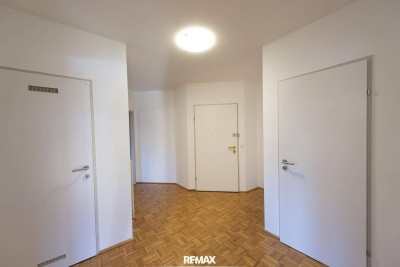 3 Zimmerwohnung mit Badeplatz der Eigentümergemeinschaft