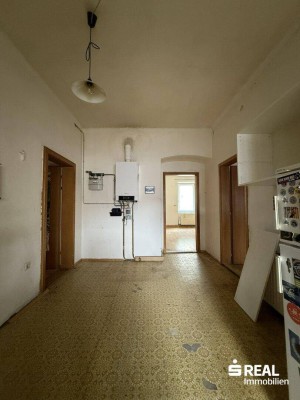 Charmante Altbauwohnung in Pradl mit viel Potential - sanierungsbedürftig