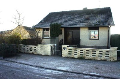 Bezahlbares Eigentum schaffen - Bungalow auf Erbpachtgrundstück in Offenbach-Bieber