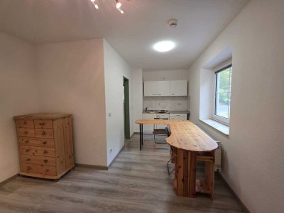 Helle 1 Zimmer Wohnung mit Tageslichtbad