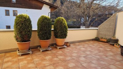 Traumhafte 3-Zimmer-Wohnung mit 2 Balkonen, großer Terrasse und Doppelgarage in Volders, Tirol!