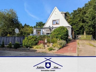 Einfamilienhaus mit Ausbaureserven und eigenem Waldstück in Ottersberg-Bahnhof