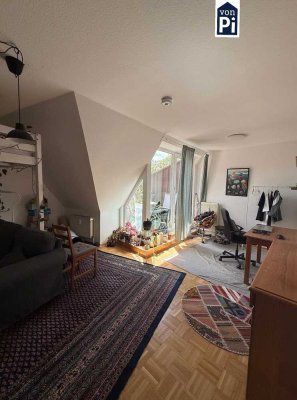 Sonnige Dachgeschoss-Wohnung in Wellingdorf