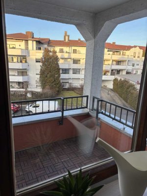 Stilvolle, gepflegte 1-Raum-Wohnung mit gehobener Innenausstattung in Neusäß