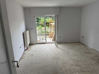 Schöne 2-Zimmer Küche Bad Balkon Wohnung mit EBK in Mannheim Seckenheim