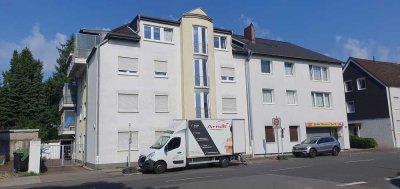 Attraktive 4-Zimmer-Wohnung mit Balkon und Aufzug in Mülheim an der Ruhr Heißen