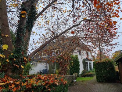 Doppelhaushälfte in sehr ruhiger Wohnlage