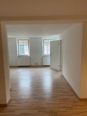 Moderne 2-Zimmer-Wohnung im 2.OG zu vermieten