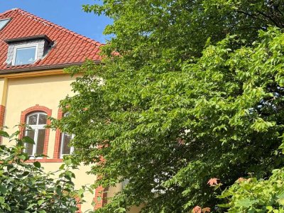 Sonnige 4-Zimmer-Altbauwohnung in bester Lage von Kirchrode