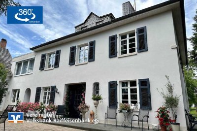 ### RESERVIERT ### Imposantes Hausanwesen mit zusätzlicher Büroeinheit