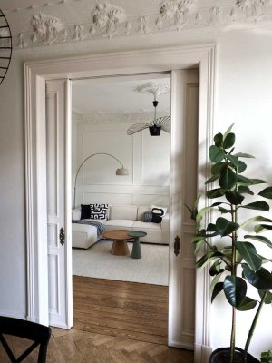 attraktive 3-Zimmer Jugendstilwohnung mit offener Küche und Balkon in HH-Hohenfelde