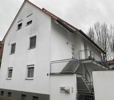 Sehr schöne 2-Zimmer-Eigentumswohnung mit Terrasse, Garten und PKW-Tiefgarage