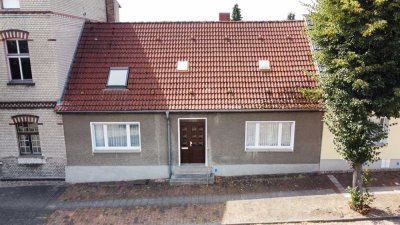 Schönes Wohngrundstück mit Haus und Kontor sowie Garten auf 780 m²