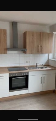Vollständig renovierte 1-Zimmer-Wohnung mit EBK in Burgheim