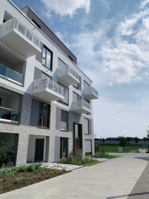 Sonnige möblierte 2-Zimmer-Gartenwohnung mit gehobener Ausstattung und Blick ins Grüne in Neu-Pasing