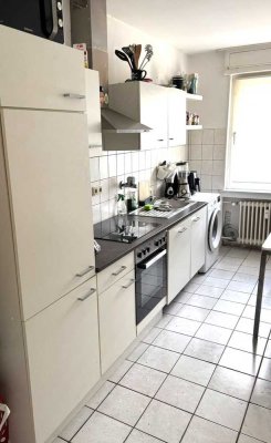 Dortmund Hörde Süd ! gepflegte 3,5 Zimmer 63m² EG Wohnung mit Tagesl.Duschbad! EBK möglich