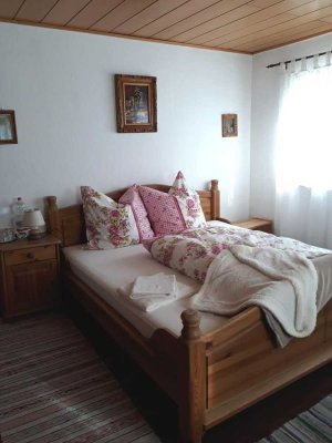 Möbliertes Zimmer in einer 3 Zimmer WG