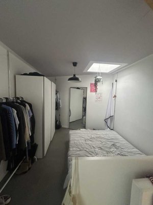 Charmantes 1,5-Zimmer Untermiete in Freiburg-Wiehre