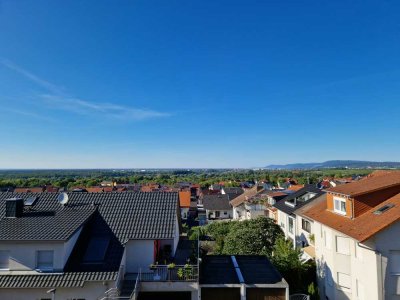 PROVISIONSFREI! 3-Zimmer-Dachgeschoss-Wohnung mit Balkon und Garage in Rauenberg-Malschenberg