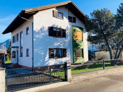 2- Familienwohnhaus mit großzügigem Grundstück in Flintsbach am Inn