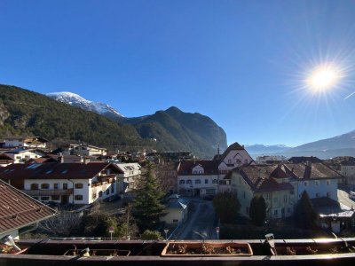 Topzustand: 4- Zimmer Maisonettewohnung in Zentrumslage Zirl