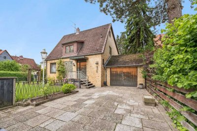 Charmantes Einfamilienhaus mit großzügigem Grundstück und Pool in stadtnaher Lage von Braunschweig!