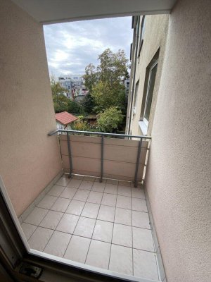 Gepflegte 2 Zimmer Wohnung mit Loggia