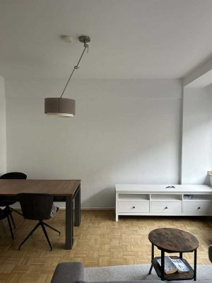 Helle 3-Zimmer-Wohnung mit Balkon im 2. OG in Golzheim