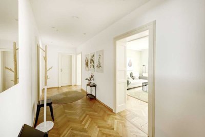 NEU *Paul & Partner* FERTIG ZUM EINZIEHEN – MÖBLIERTE ALTBAUWOHNUNG IN MÜNCHEN!