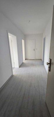 AB SOFORT! Erstbezug nach Renovierung. 3-Zimmer-Wohnung, MG Odenkirchen