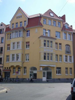 3 Zimmer, Wohnküche, Bad, Balkon - zentrumsnah und doch ruhig!