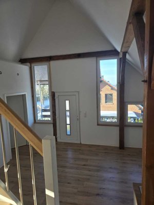 Außergewöhnliche 3-Zimmer-Wohnung mit Galerie, Stellplatz und Garten – lichtdurchflutetes Wohnen ten