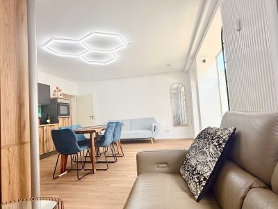 Erstbezug eines Exklusives Saniertes Möbliertes 2-Zi.-Apartment  im EG  in Erlangen Zentrum