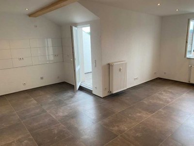 Attraktive 2-Zimmer-Dachgeschosswohnung mit Balkon