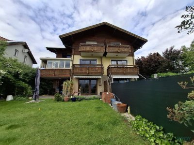 Charmantes Reihenhaus in ruhiger Grünwohnlage