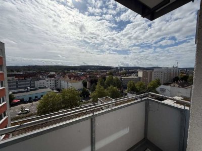 Helle Wohnung mit grandioser Aussicht auf die Stadt