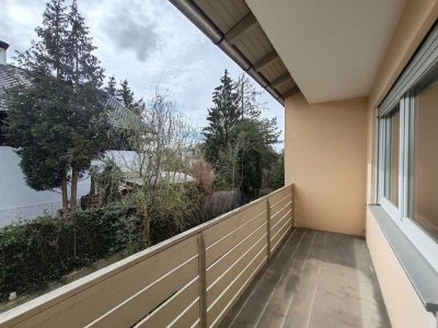 Helle 2-Zimmer-Wohnung mit Balkon in Neuötting