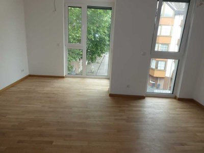 Altengerechte Wohnung im KFW 40 Energiesparhaus Stadtmitte - Hohe Steuervorteile sichern !