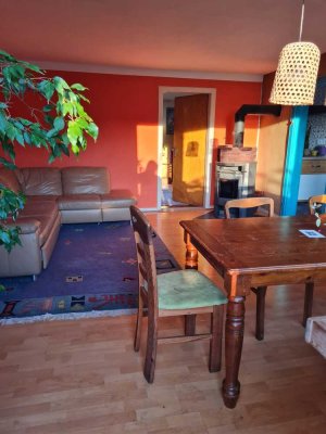 Attraktive 4,5-Zimmer-Wohnung mit Balkon und Einbauküche in Einbeck / Greene