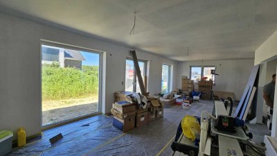 1650 € - 145 m² - 4.0 Zi.