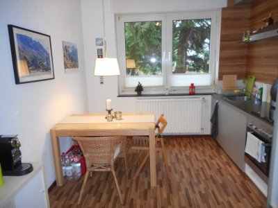 Schöne Wohnung mit Einbauküche und Gartenblick im beliebten Köln Dellbrück