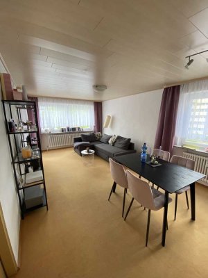 *provisionsfreie* 2-Zimmer-Wohnung mit Balkon und EBK in Stuttgart-Botnang