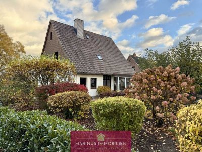 Einfamilienhaus mit großem Garten und Doppelgarage in Selsingen