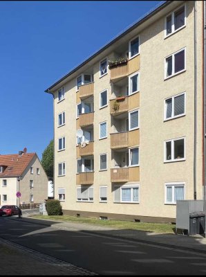 3 Zimmer mit Balkon!
