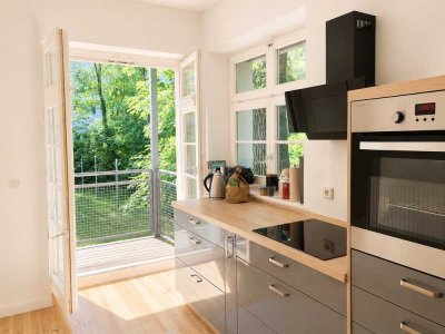 Helle 2-Zimmer-Wohnung im EG mit Balkon & Küche