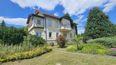 **Einfamilienhaus mit Charme und Geschichte **Ihr Platz im Grünen** Ruhe genießen - Komfort erleben **