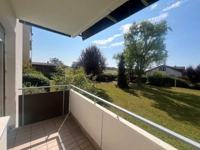 * Feldrandlage in Hemmingen: sonnige 3-Zi. Wohnung mit EBK, Balkon und Stellplatz im Grünen *