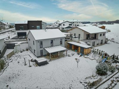 Umweltfreundliches Wohnen in KfW 55 Einfamilienhaus, Effizienzklasse A, mit Verzauberndem Waldblick