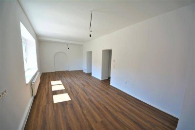 Innenstadt Fürstenfeld: Designer-Mietwohnung (72m²) in Toplage - ab sofort zum Mieten!